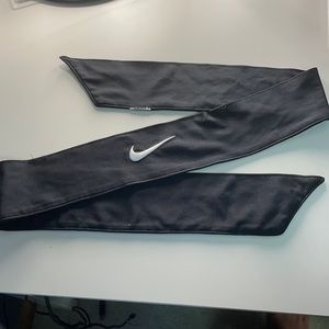 Black Tie Nike Headband